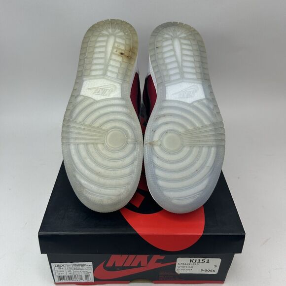 Nike Air Jordan Retro 1 High OG BG “Carmine/Red White” 2023 - Picture 7 of 8